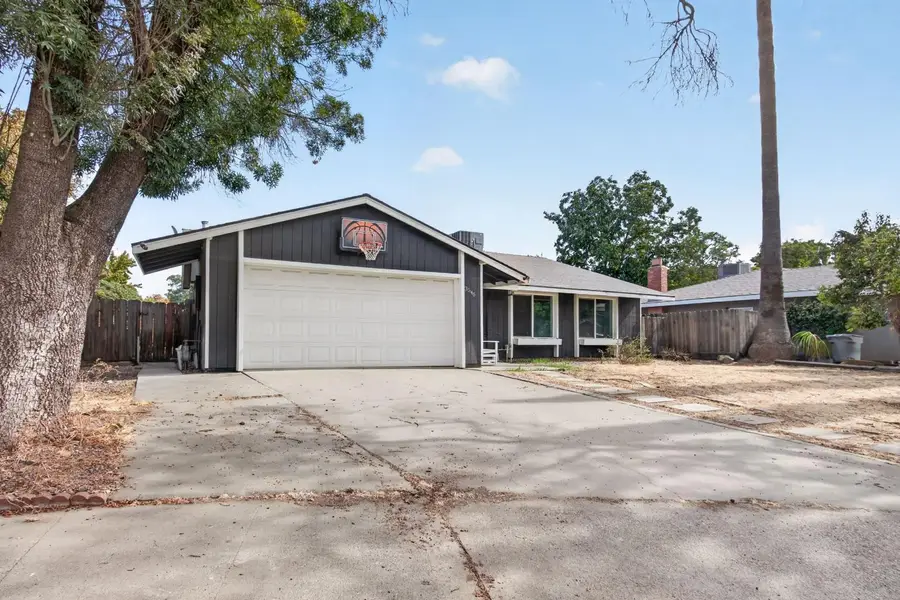 3546 Trinity Court, Merced, CA 95340 - #2