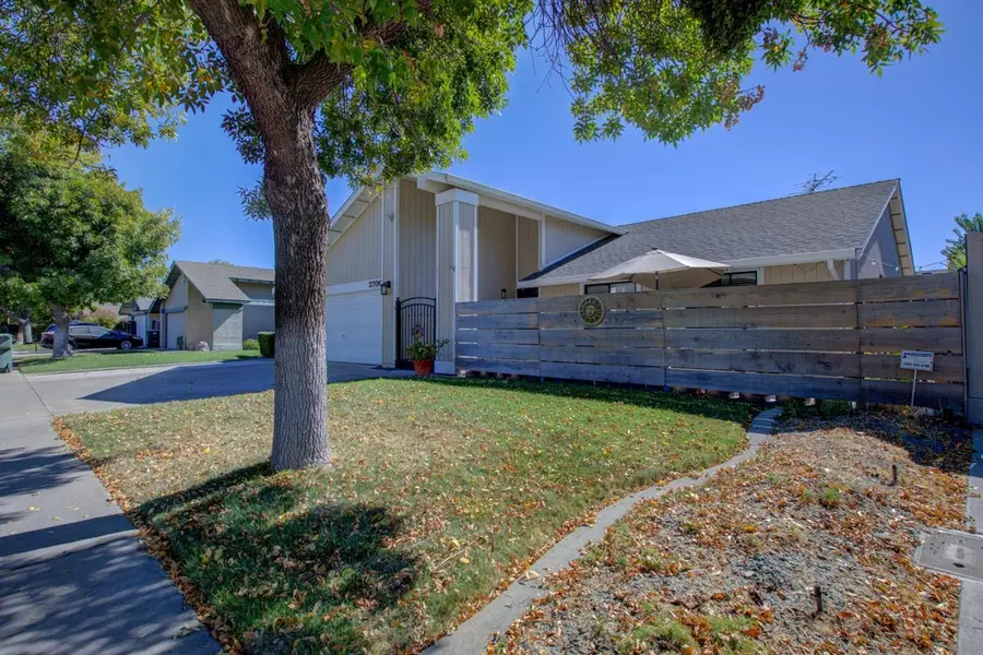 2700 Mill Oak Drive, Modesto, CA 95355 - #3