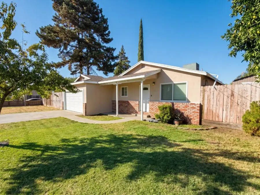 12159 Pecan Ave, Waterford, CA 95386 - #2