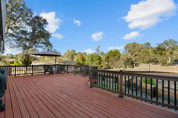 2709 Huckleberry Lane, Valley Springs, CA 95252
