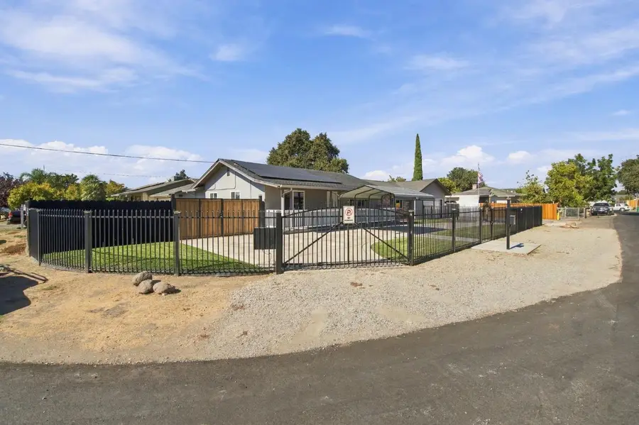 1861 Montezuma Street, Stockton, CA 95205 - #3