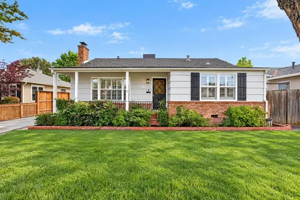 69 Primrose Way, Sacramento, CA 95819