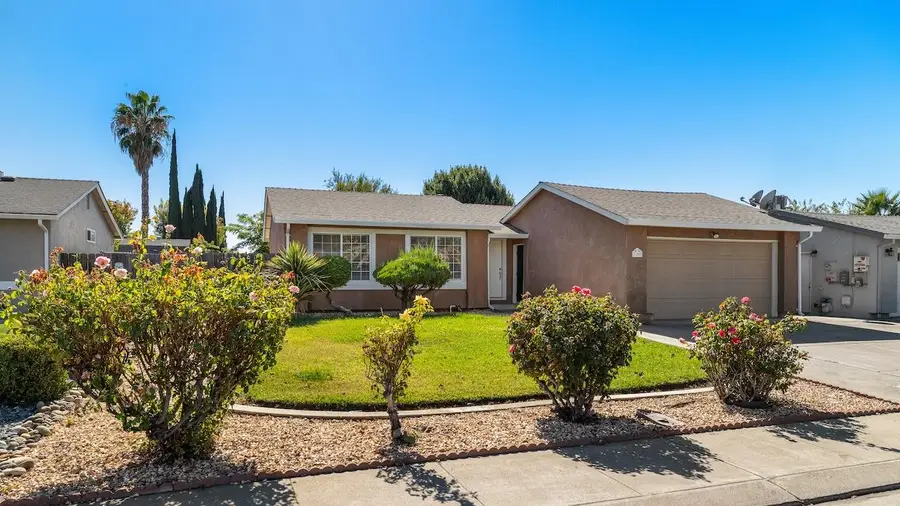 1300 Vallerand Road, Tracy, CA 95376 - #2