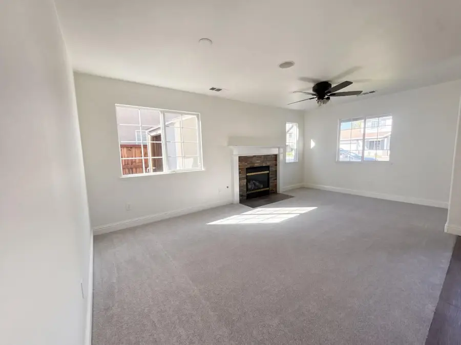 2520 Meadowgate Drive, Riverbank, CA 95367 - #3