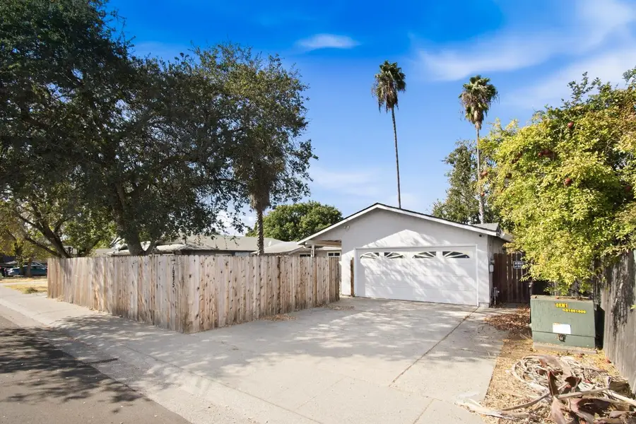 7975 Lichen Drive, Citrus Heights, CA 95621 - #2