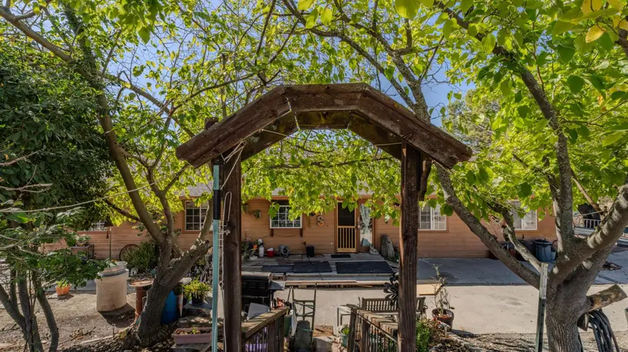 5469 Treosti Place, Valley Springs, CA 95252 - #3