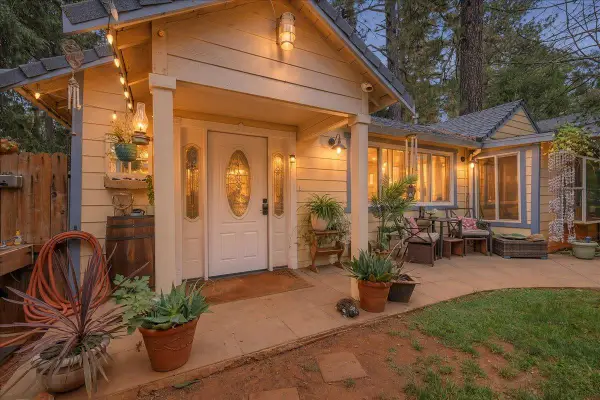 10790 Conifer Lane, Grass Valley, CA 95945