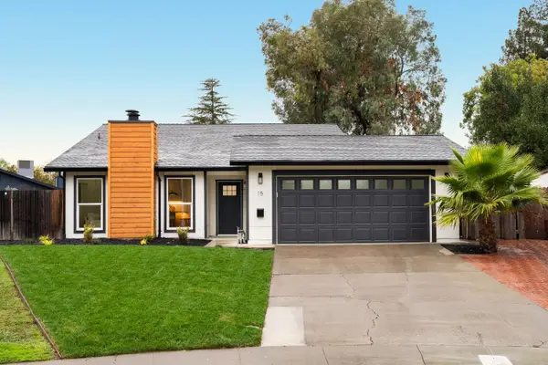 15 Governors Court, Sacramento, CA 95817