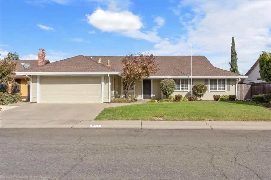 957 North Point, Yuba City, CA 95991 - #3