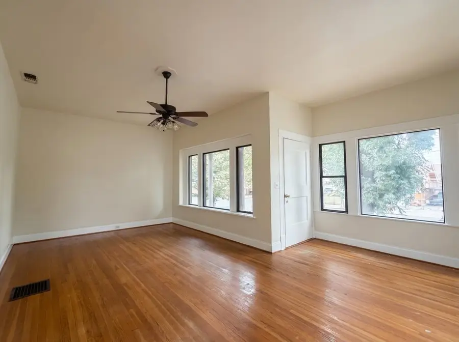 1040 S San Joaquin Street, Stockton, CA 95206 - #3