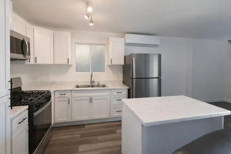 1626 Larkin Avenue, Modesto, CA 95354 - #2