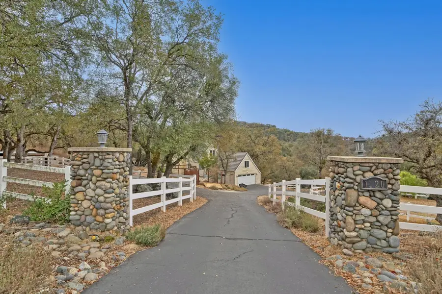 1820 Woodsman Court, Placerville, CA 95667 - #2