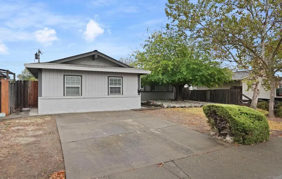 7421 Troon Way, Sacramento, CA 95822 - #2