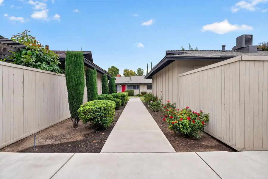 215 Floyd Avenue #25, Modesto, CA 95350 - #3