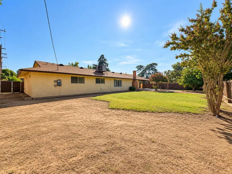 5147 E Grant Avenue, Fresno, CA 93727 - #3