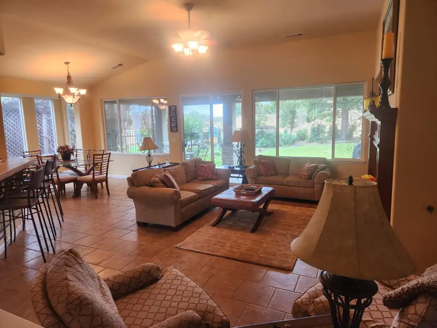 172 Quail Meadow Ct Court, Copperopolis, CA 95228 - #3