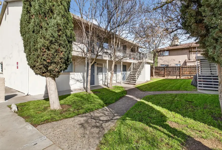 1962 Edwards Avenue, Merced, CA 95340 - #2