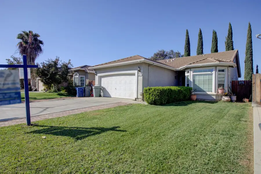 417 Halley Avenue, Merced, CA 95341 - #3