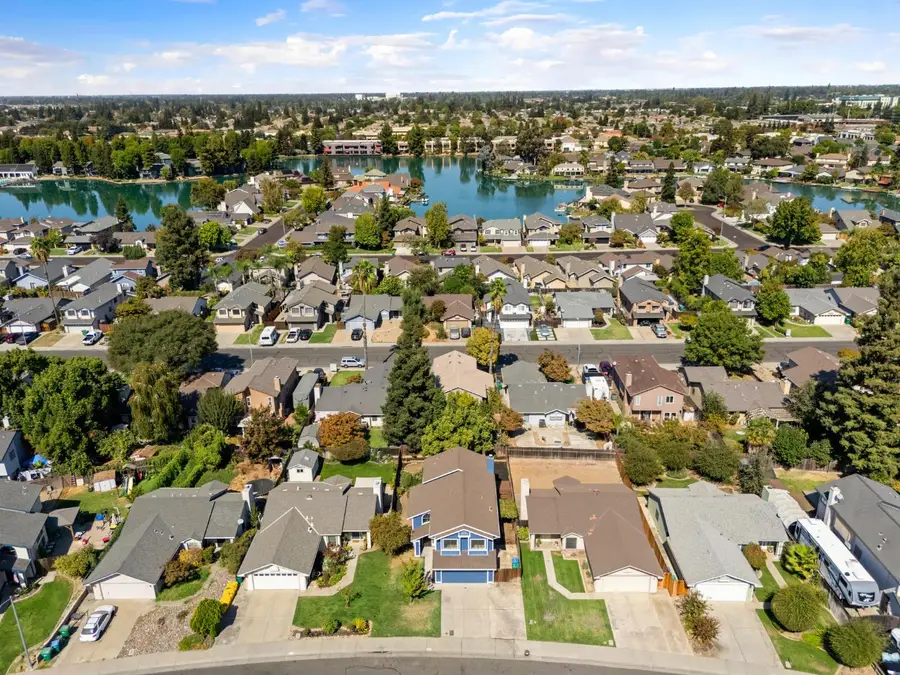 1809 Autumn Way, Lodi, CA 95242 - #3