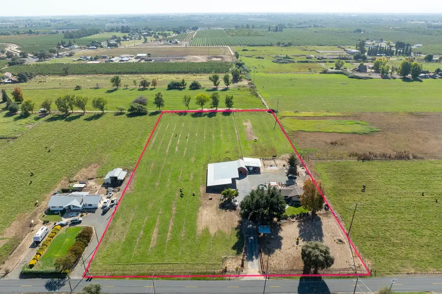 4748 Mission Road, Oakdale, CA 95361 - #2