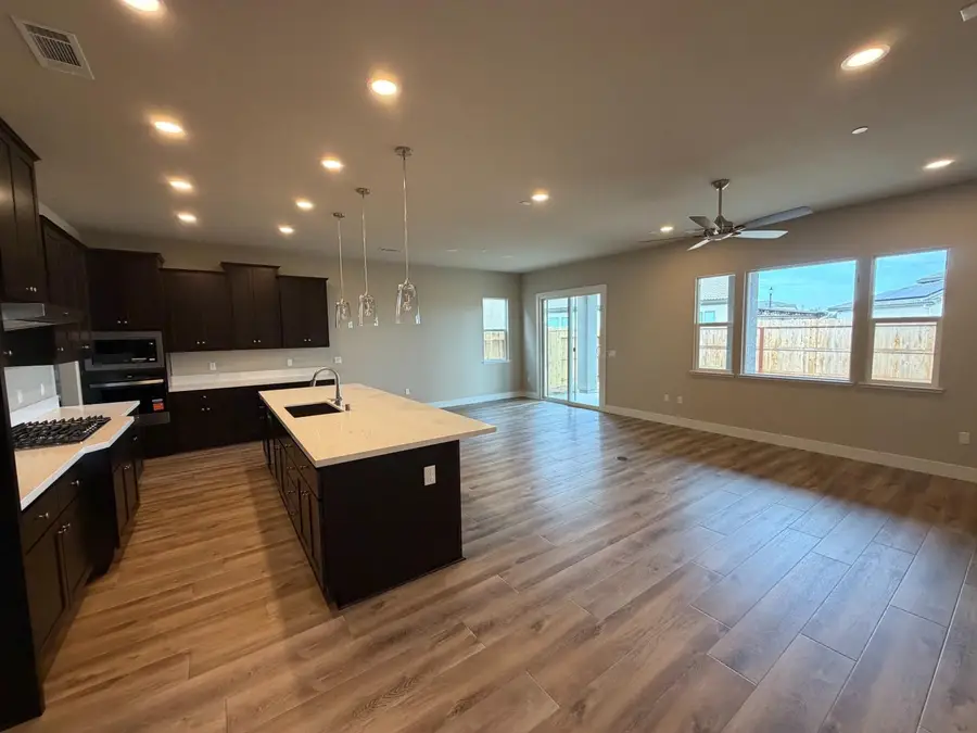 353 Hot Springs Drive, Manteca, CA 95337 - #3