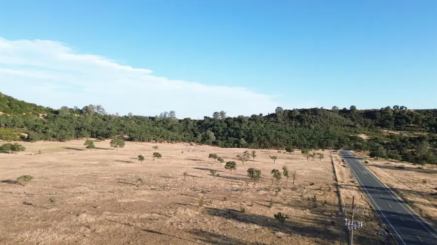 12244 S Camanche Parkway South, Burson, CA 95225 - Image #2