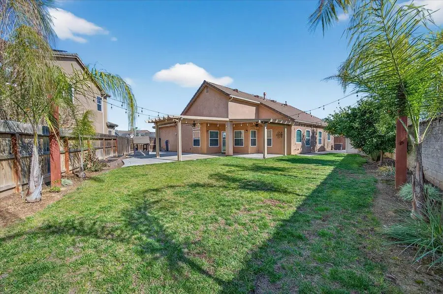 6395 W Portals Avenue, Fresno, CA 93723 - #3