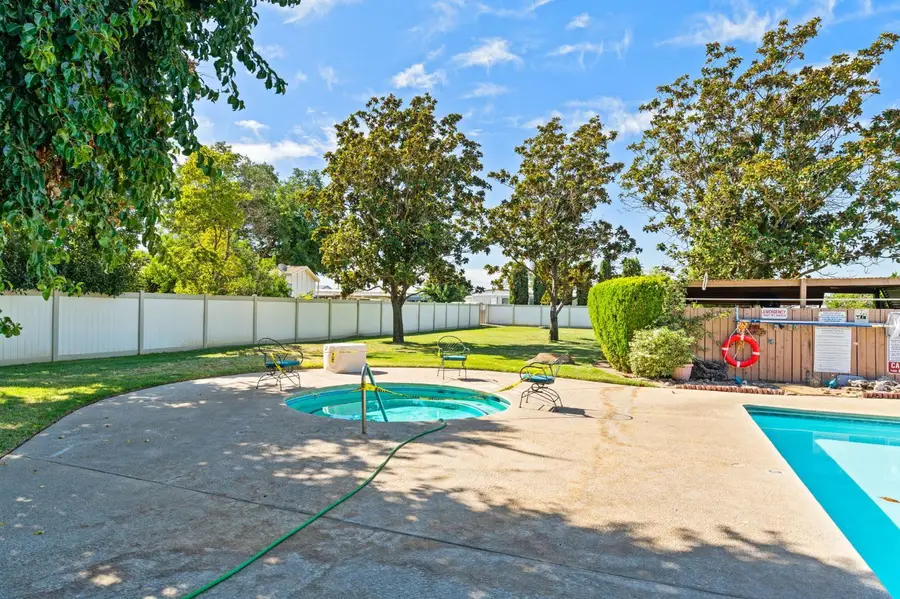 1218 E Cleveland Avenue #152, Madera, CA 93638 - #3