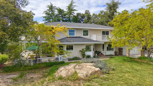 5603 Clouds Rest Road, Mariposa, CA 95338