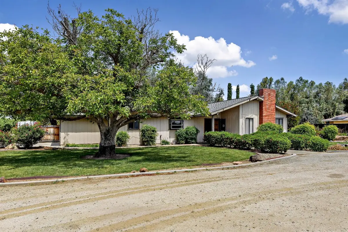 12066 Excelsior Avenue, Hanford, CA 93230 - #1