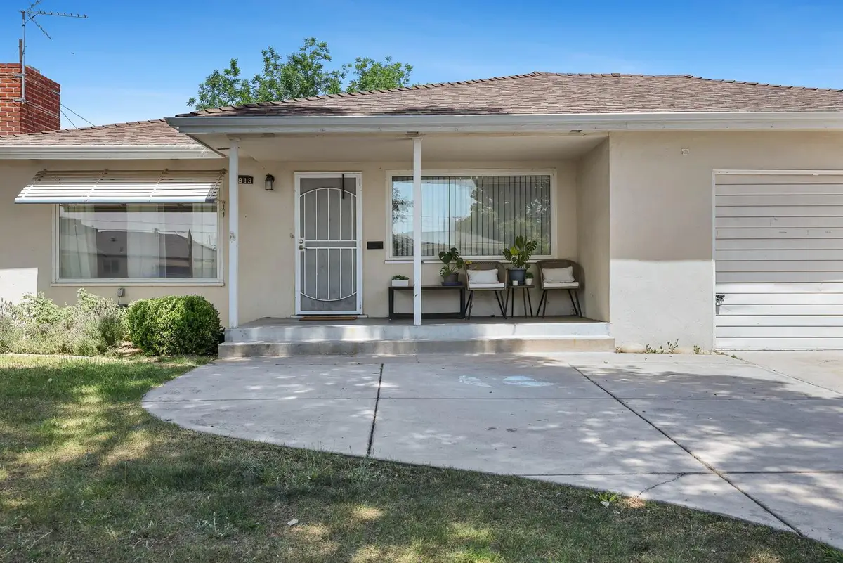 3913 E Fountain Way, Fresno, CA 93726 - #1
