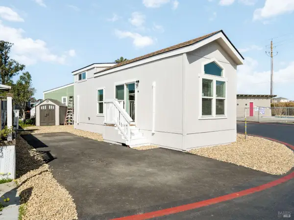 717 Mcdowell Boulevard #201, Petaluma, CA 94954