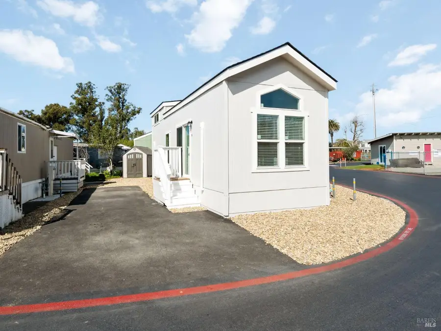 717 Mcdowell Boulevard #201, Petaluma, CA 94954 - Image #2