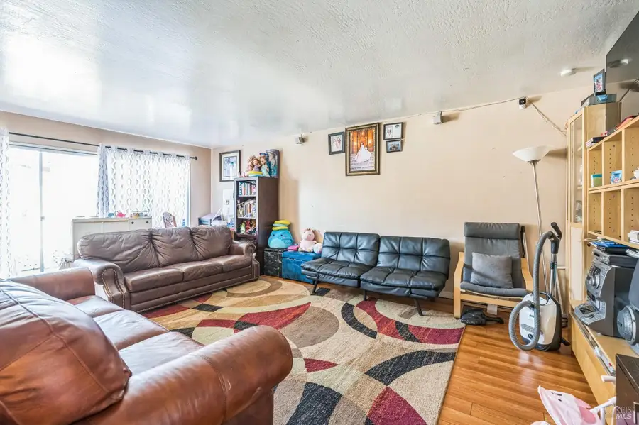 199 Canal Street #6, San Rafael, CA 94901 - Image #2