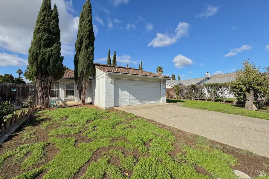 2725 Teton Lane, Fairfield, CA 94533 - Image #2