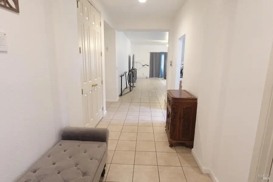 416 Pearce Court, Suisun City, CA 94585 - Image #2