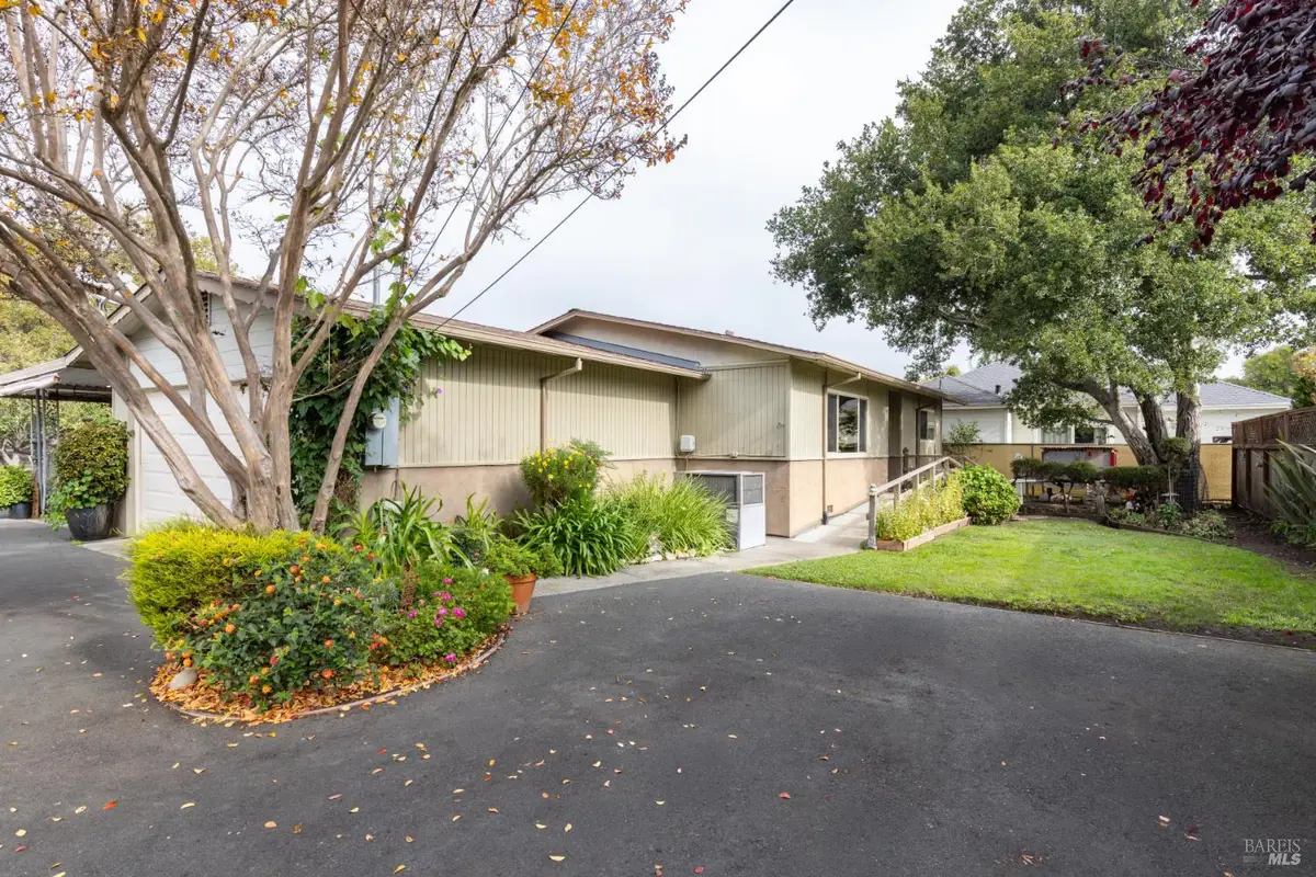 2030 W Pueblo Avenue, Napa, CA 94558 - Image #1