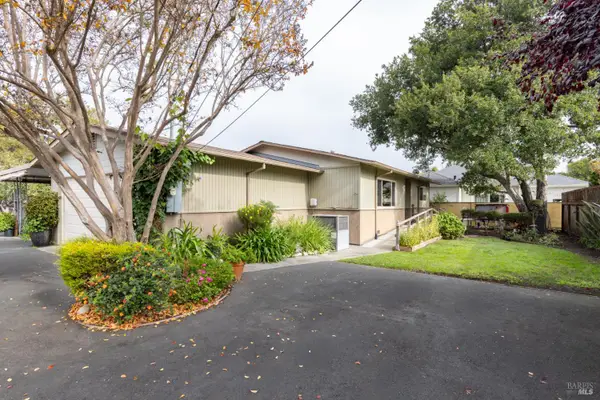 2030 W Pueblo Avenue, Napa, CA 94558