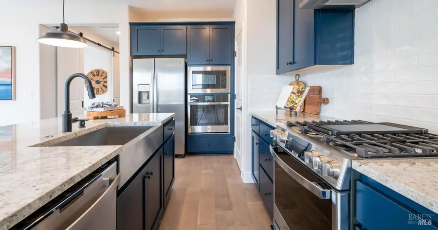 335 Fable Court, Dixon, CA 95620 - Image #3