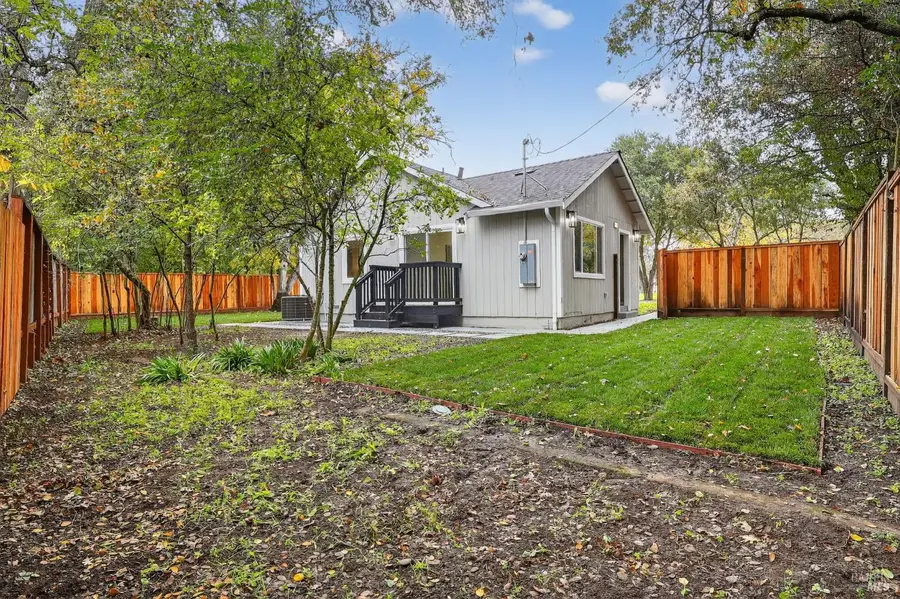 401 Petaluma Avenue, Sonoma, CA 95476 - Image #2