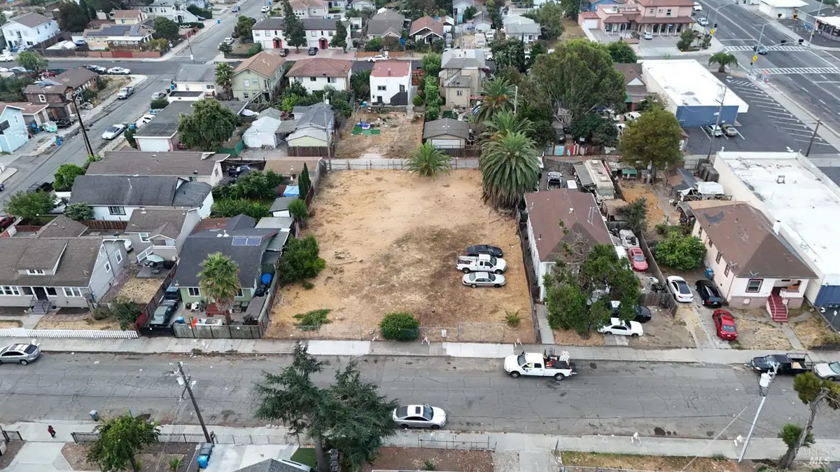 327 Arkansas Street, Vallejo, CA 94590 - Image #1