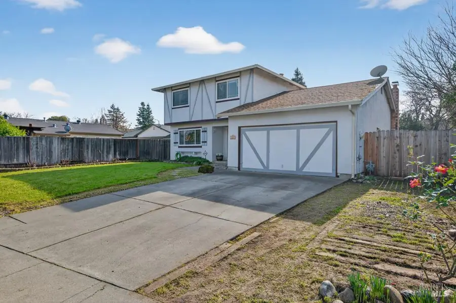 1355 W F Street, Dixon, CA 95620 - Image #3