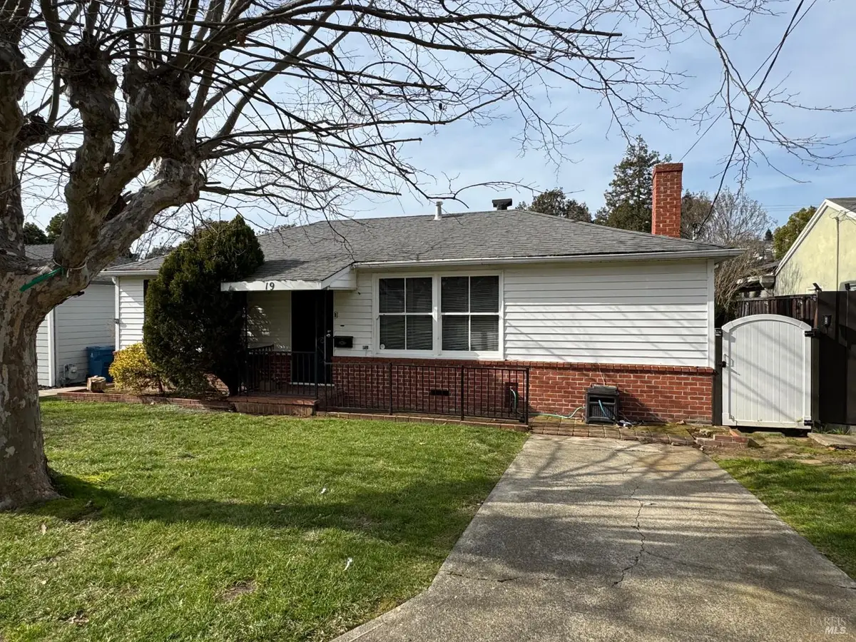 19 La Cruz Avenue, Benicia, CA 94510 - #1