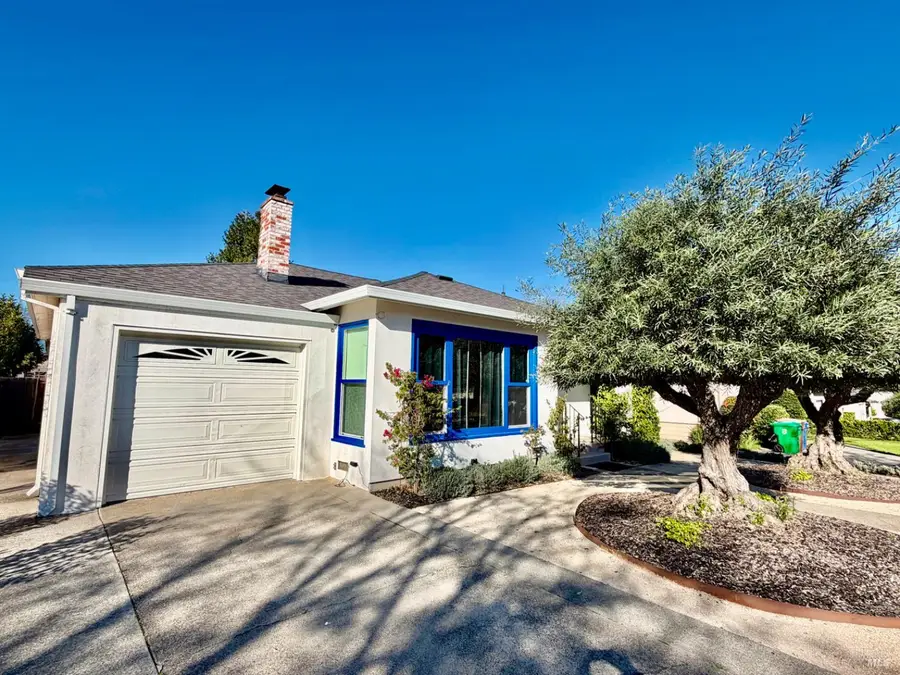 2766 Iowa Street, Napa, CA 94558 - #3