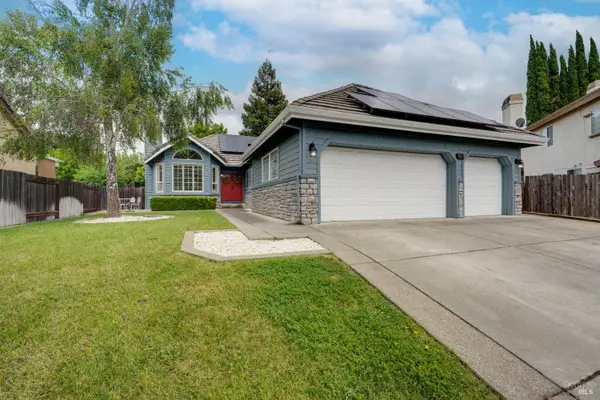 961 Cedar Brook Lane, Vacaville, CA 95687