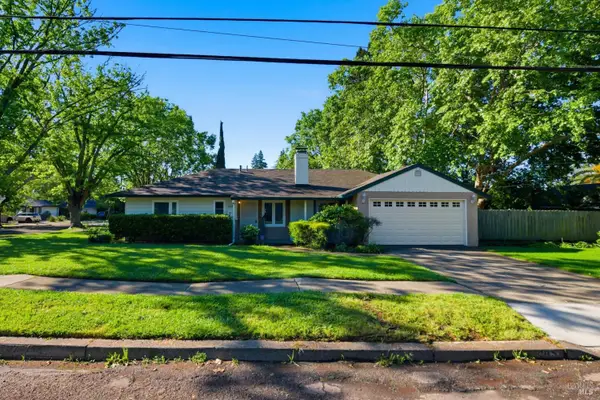 2015 Locust Street, Napa, CA 94559