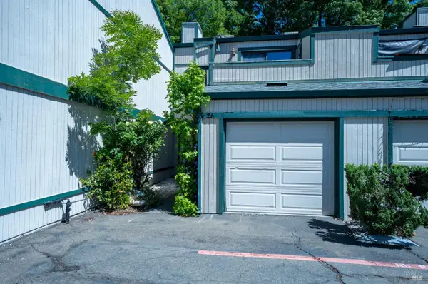 299 Shasta Drive #26, Vacaville, CA 95687