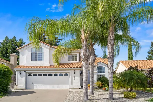 155 Suncrest Way, Vacaville, CA 95688