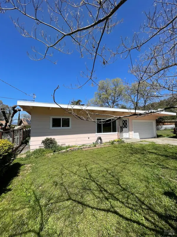 6956 Plaza Court, Lucerne, CA 95458