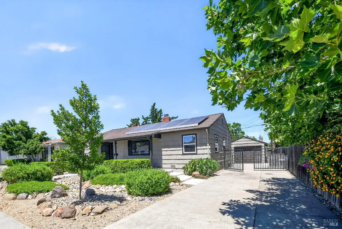 600 W C Street, Dixon, CA 95620 - #1